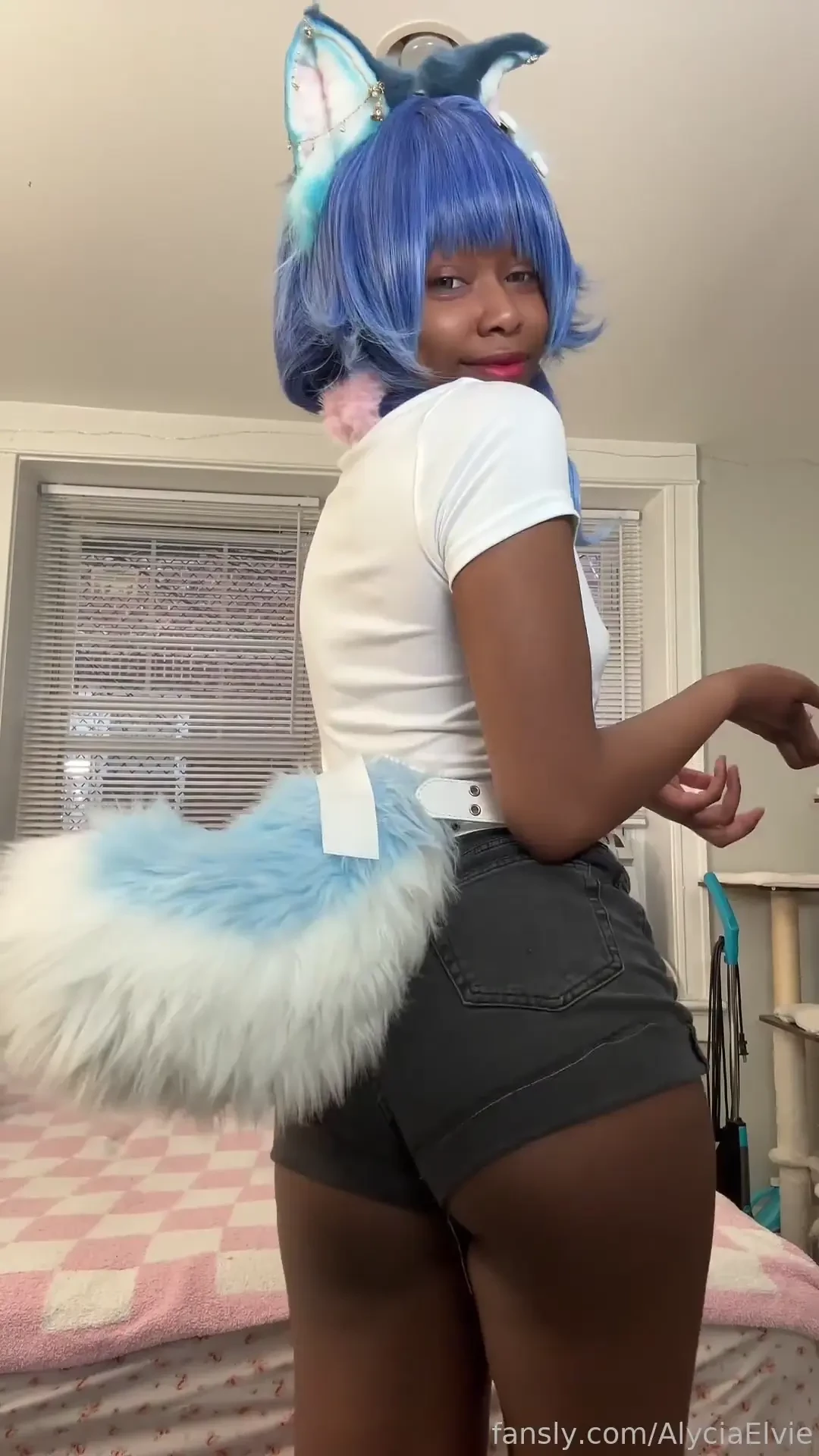 Is da fit not hard fyp puppyboy legwarmers shorts bootyshorts croptop 