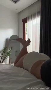 Waking up like this makes every morning feel like a delicate fantasy