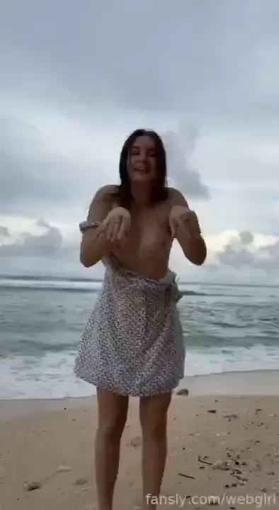 Love making tik toks like this fyp ass bigass boobs teen young 