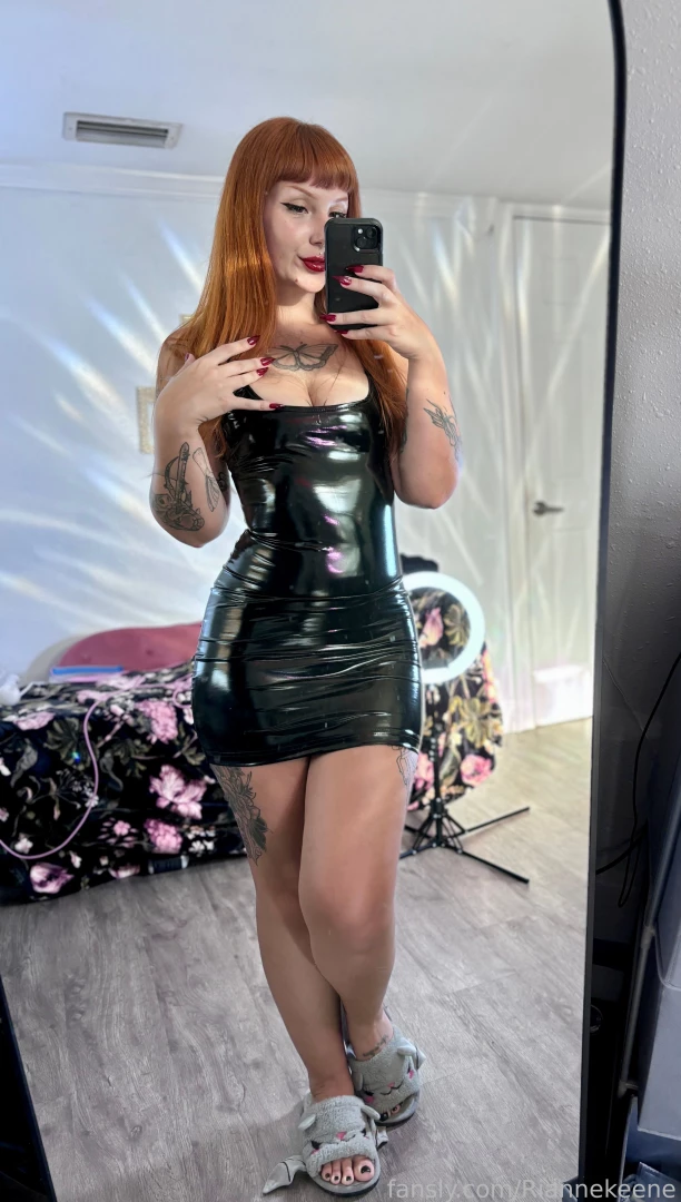 On your knees fyp shiny femdom worship mistress fetish taboo 
