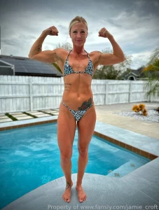 Had a few more flexing photo requests enjoy