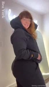 Also plz tell me i still look cute in sweats