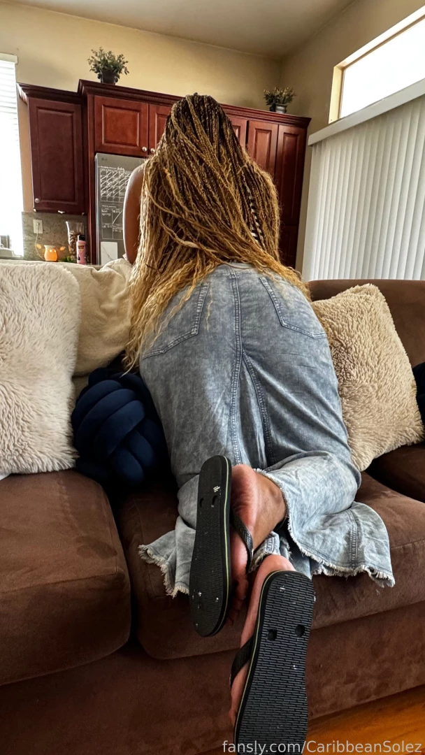 Should i let the flip flop drop flipflop soles feet latina part 1 