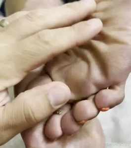 My feet were too dry amp dirty for his liking so he splashed my soles