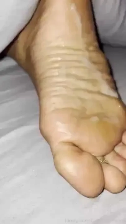Watch all the cum just roll off my wrinkles wink part 4 