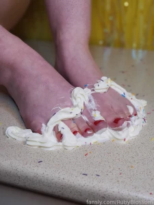 Whipped cream sprinkles and a destroyed cupcake part 1