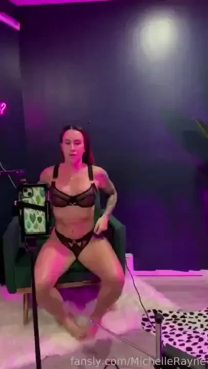 45 min live from today the end has me squirting like crazy from my 