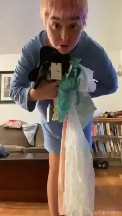 Little fashion show went shopping with daddy so get to show off all my 