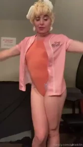 Wiggle wiggle part 34