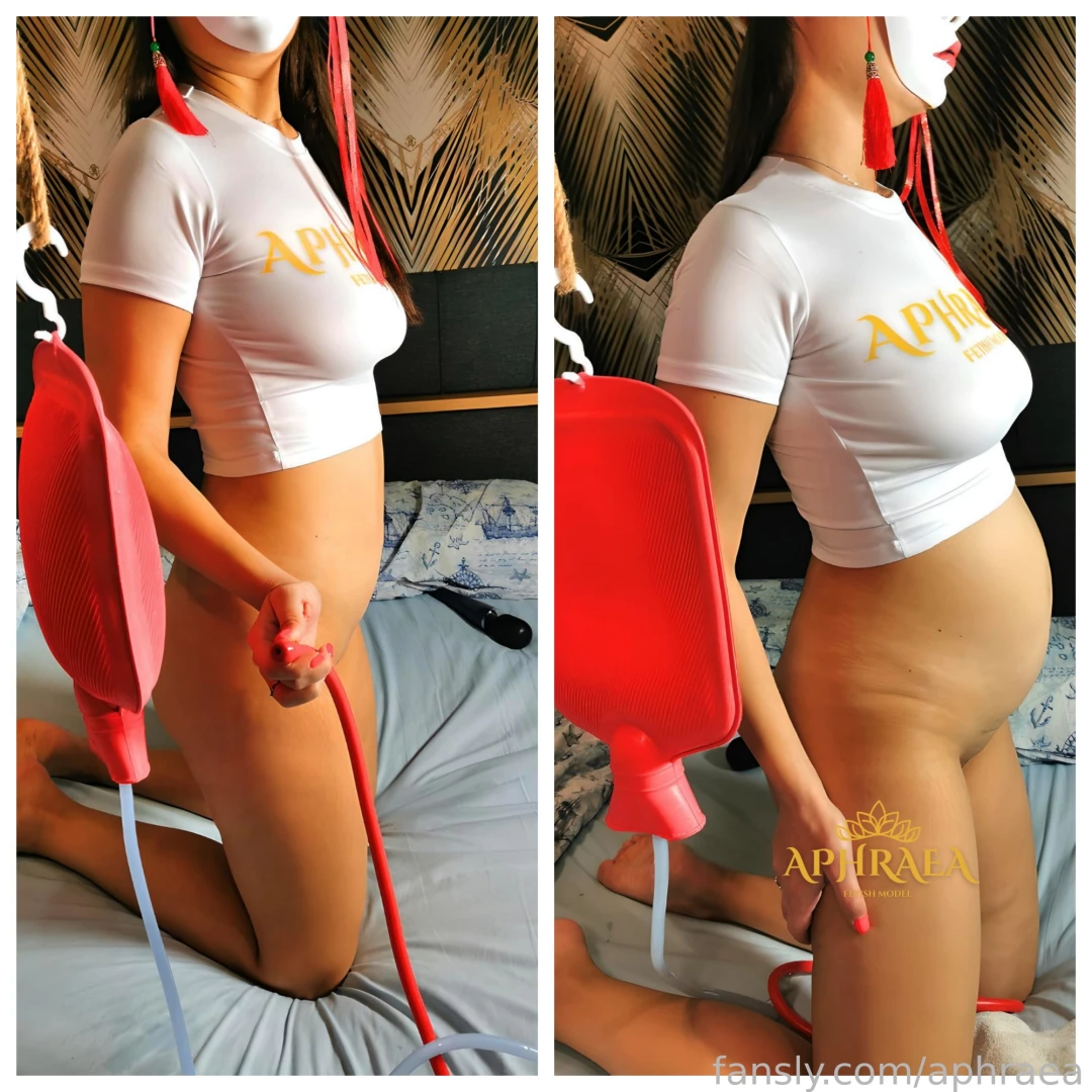 I m too full will you be a gentleman and refill my enema bag 