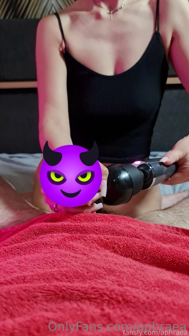 Emptying his balls with magic wand atachment brace yourself for an 