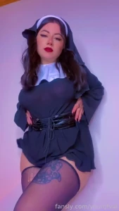 Do u like slutty nuns nun gothgirl thickthighs thighhigh gothicc