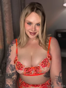 Blondes are more fun and i m proof