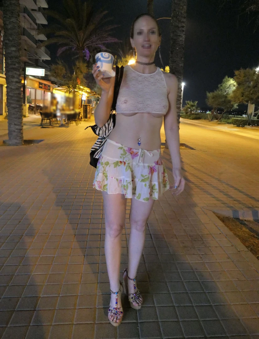 Quick flash at a fast food restaurant flashing publicflashing part 10 