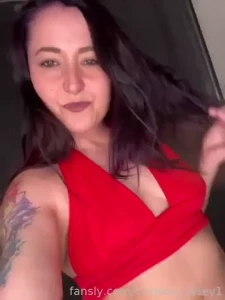 377697267827613696 part 1100