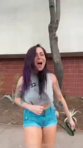 377697267827613696 part 1175