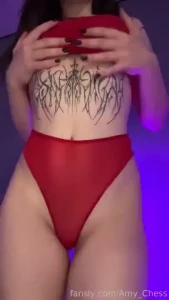 Enjoy gooning at my perfect body while i m going out with my