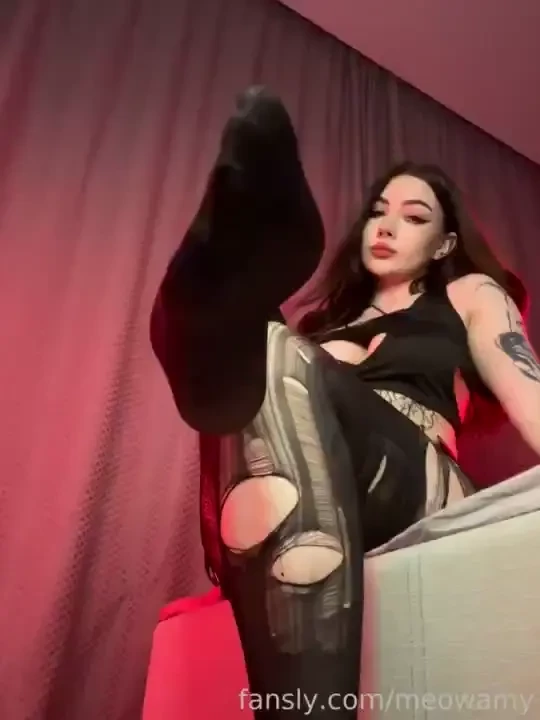 Beta male deserve nothing write that on your forehead idiot findom 