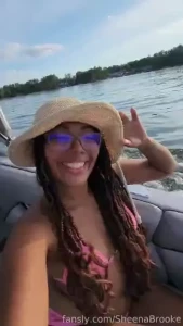 Big booty at the lake titties out on the boat full of people hell