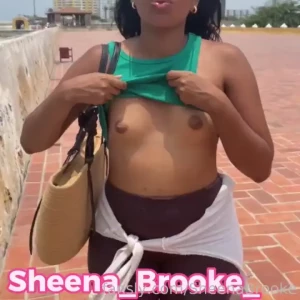 Titties out in public follow me for more amp subscribe fyp exhib part 1