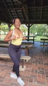 Titties flash at park ebony public publicflashing assspread bigass