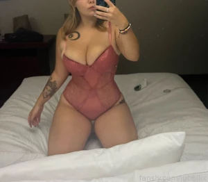 Fuck me at the hotel lingerie handbra ass bigass tits bigtits part 2