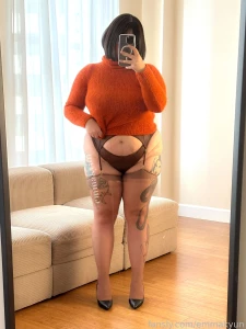 Velma selfies for your feed did you notice the hidden plug hehehe i part 13