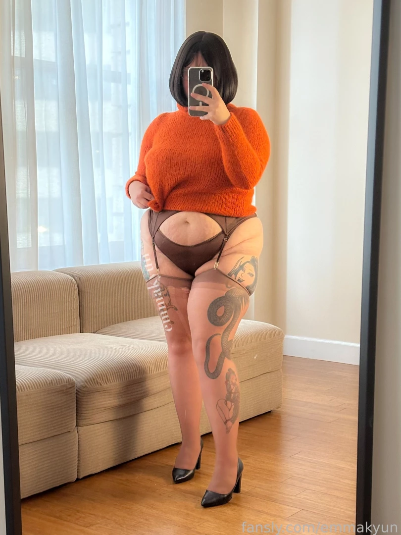 Velma selfies for your feed did you notice the hidden plug hehehe i part 12 