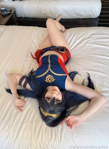 I think this pose is so flattering lucina cosplay part 2