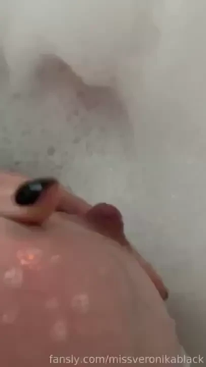 Relaxing in the bath and squeezing my boobs for you 
