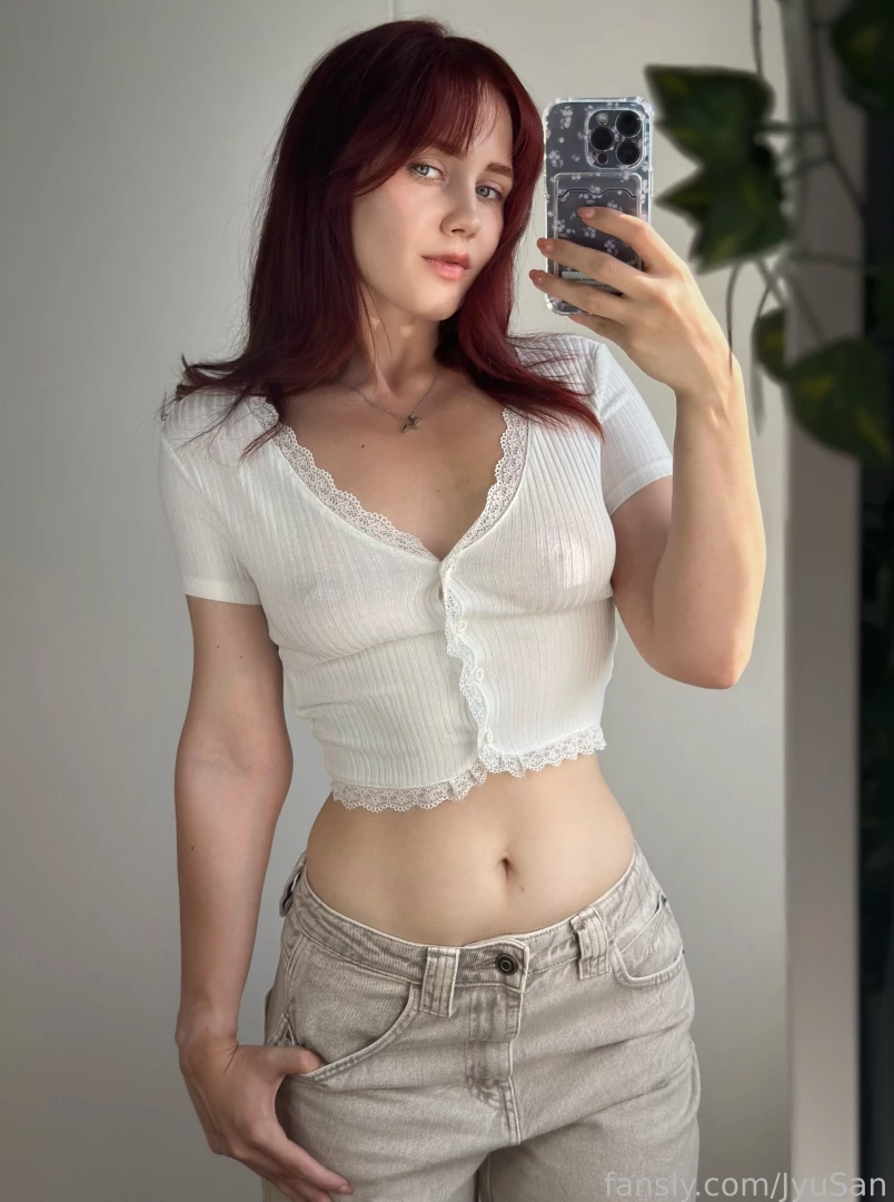 Girl in jeans yes or no fyp redhead egirl curvy part 1 