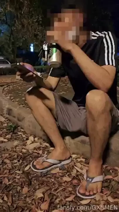 Highlight gxcmen gxc218 gxcumming public outdoor park straight bulge 