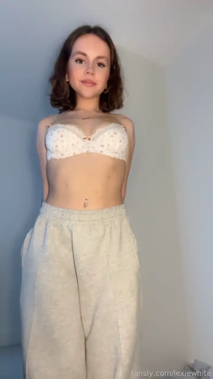 Titty drop for all of u lexiewhite fyp petite boobs pussy brunette ass 