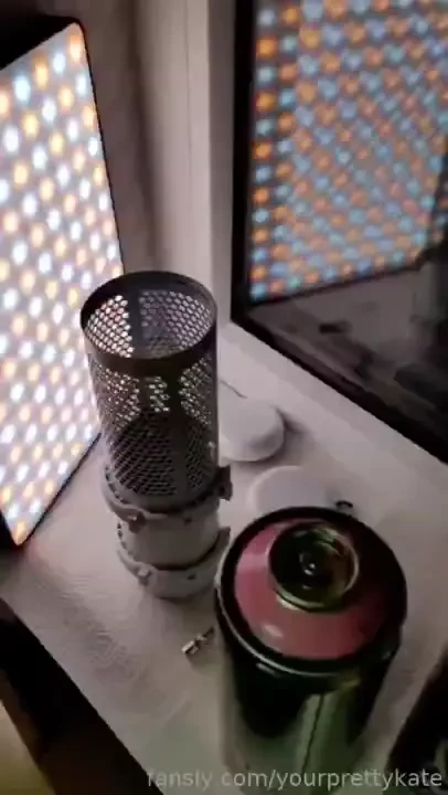 I can t stop the microphone was black but i want something special i m part 7 