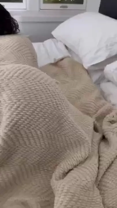 Please please fyp reveal ass hairy booty twerking hairyass latina 