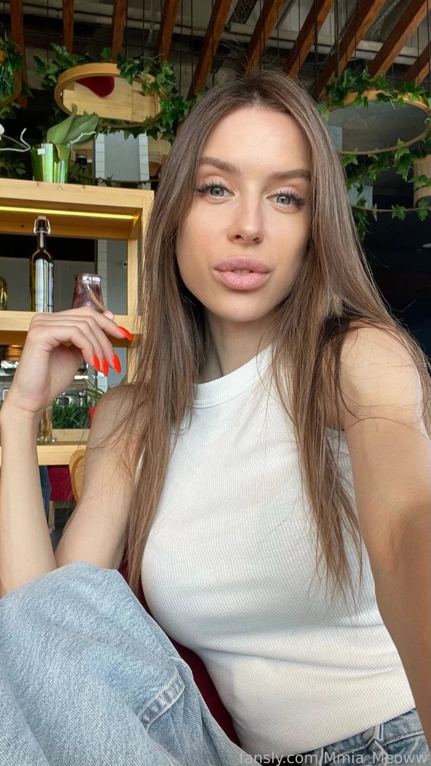 Imagine that we met by chance in your city in a coffee shop what would part 1 