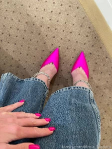 To be elegant does not mean striking it means to crash into memory