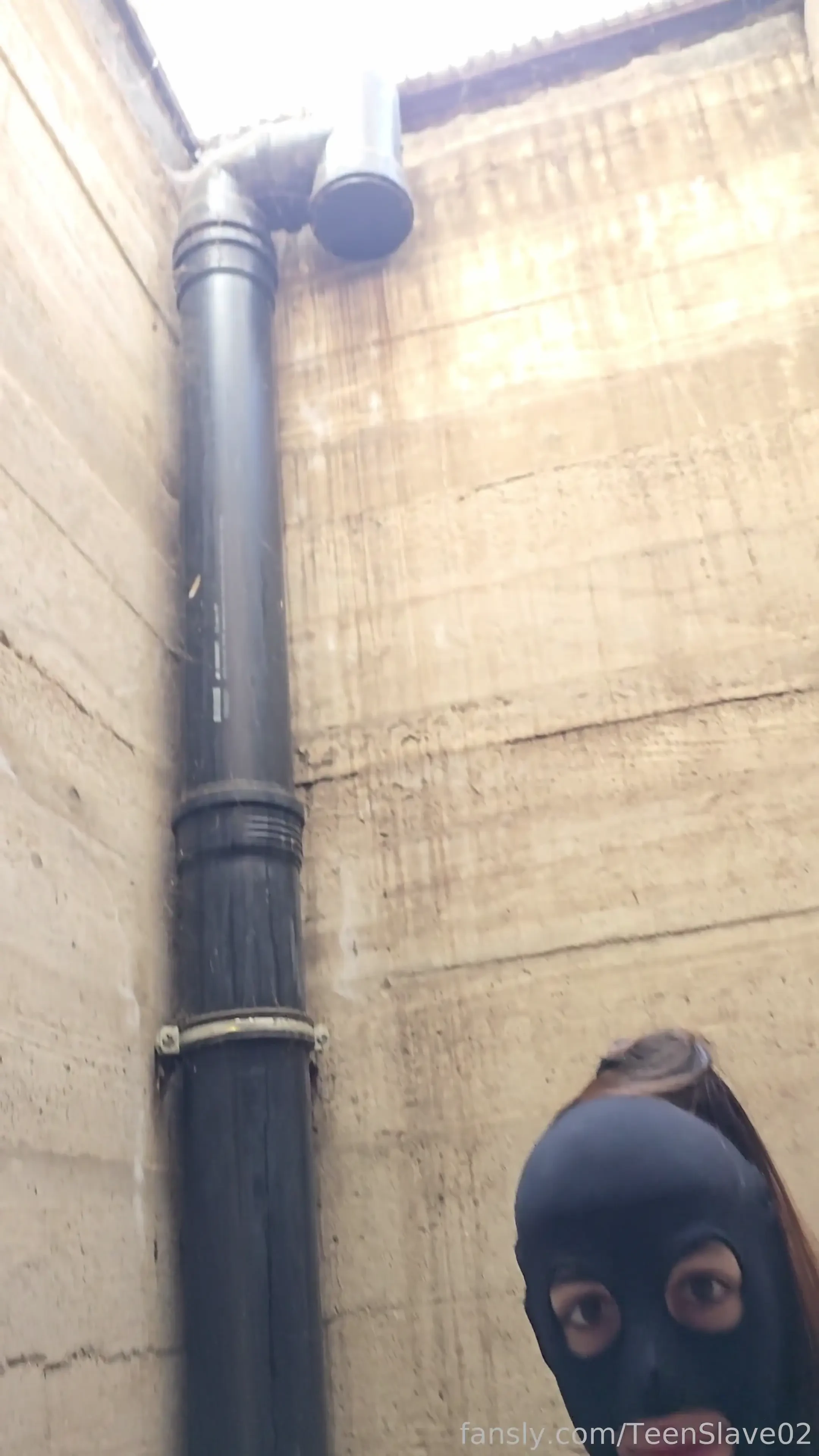 So here is the clip from prauge guess how scared i was recording this 