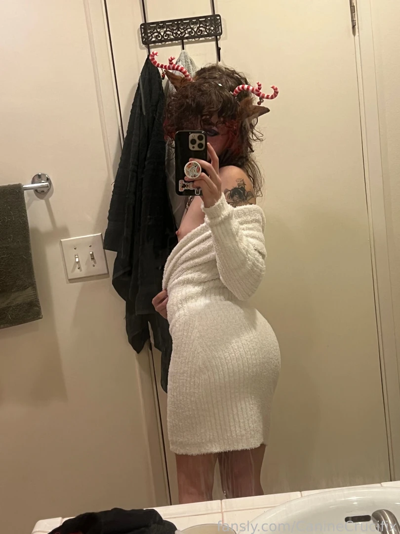 Getting all slutty on christmas eve lt 333 can t wait for u to see 