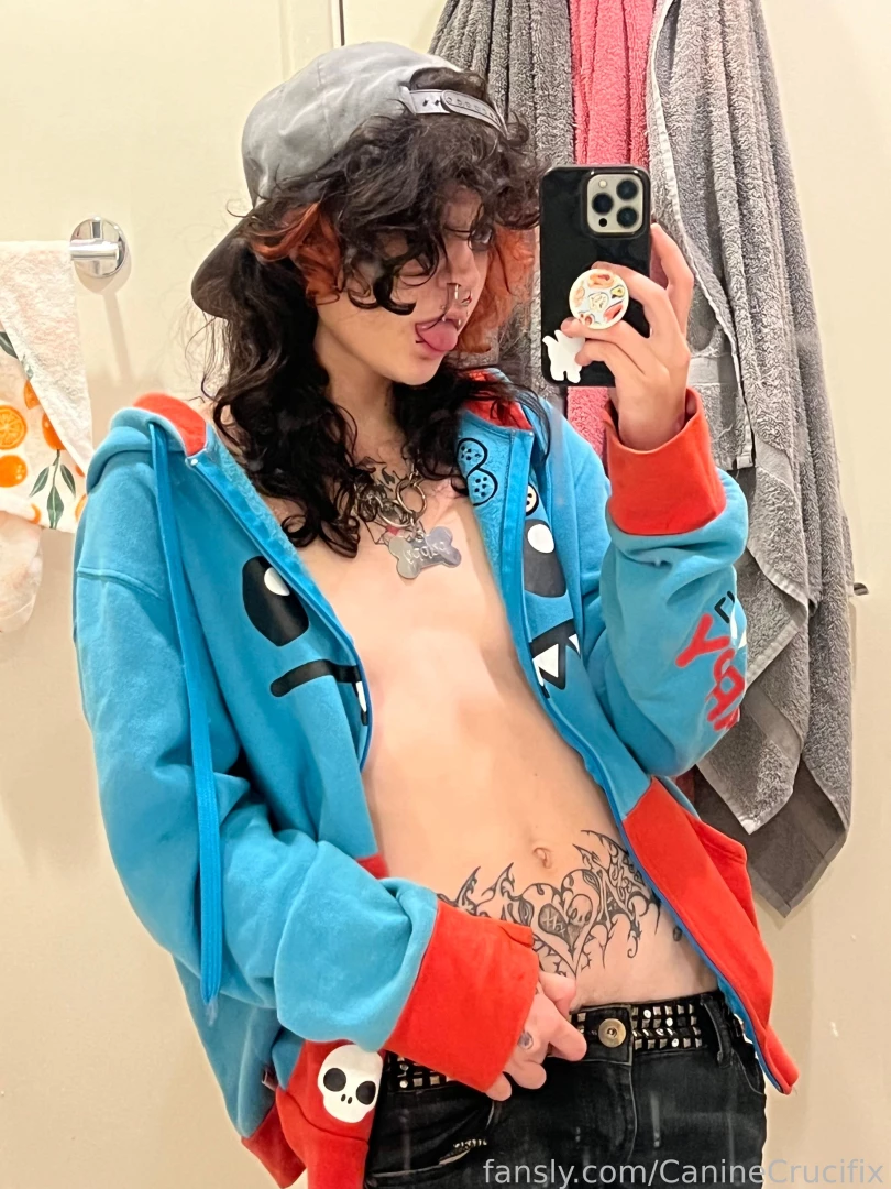 Waiter waiter more slutty emo boys please bet u wanna grab my ass part 3 