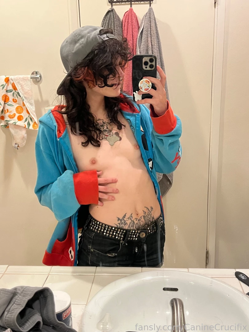 Waiter waiter more slutty emo boys please bet u wanna grab my ass 