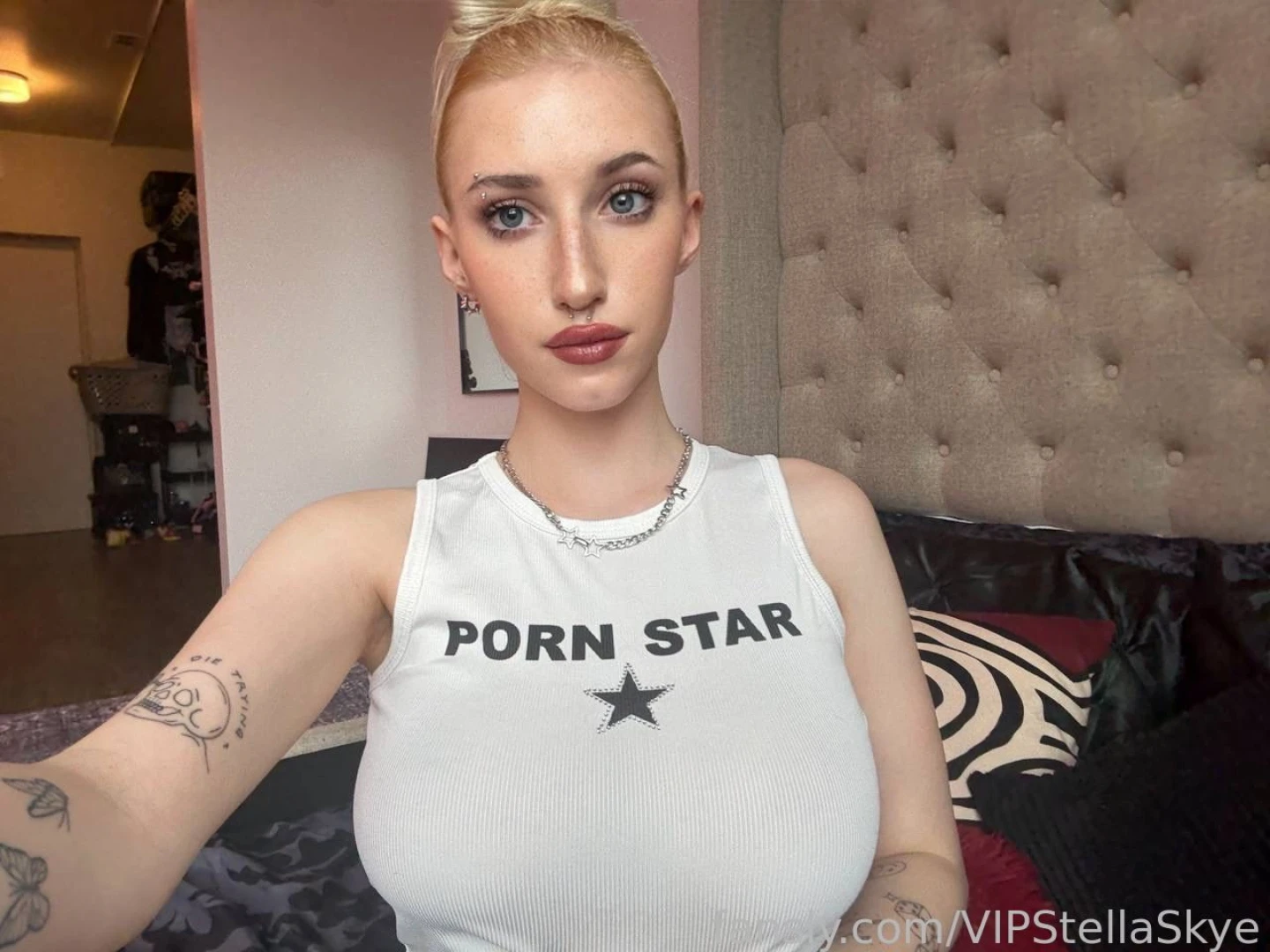 Too early to tease you fyp 