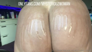 mysteriouzwoman - Oiled ass spreading and bootyhole teasing this is for my special 