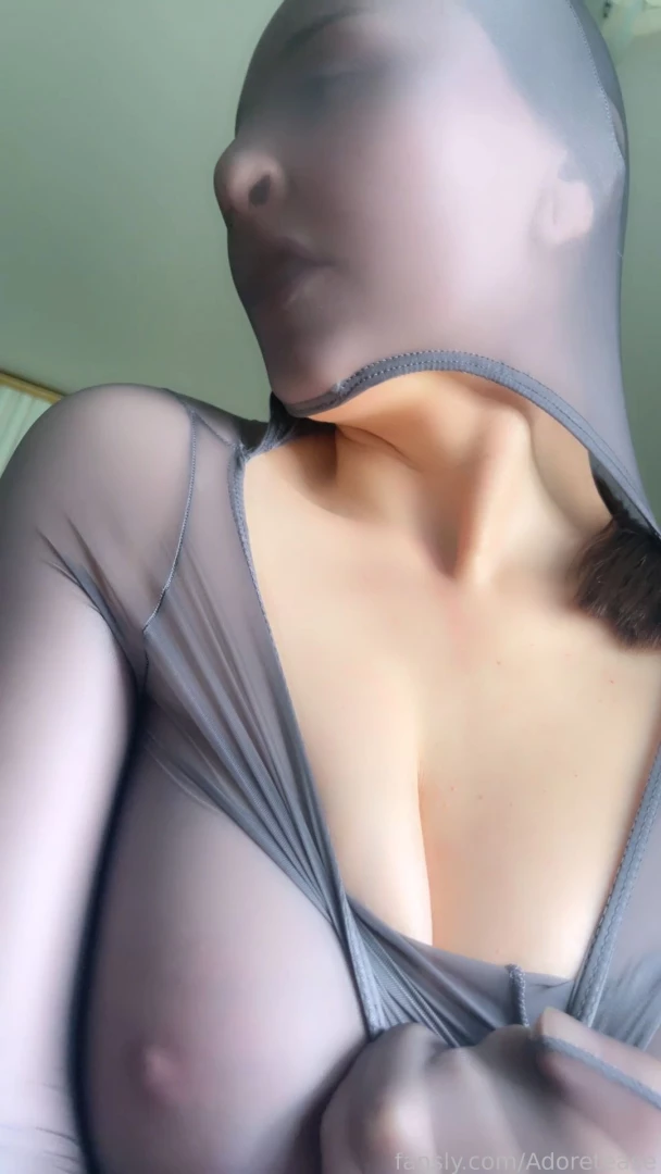 My first encasement suit with hood feels like an iron man from the part 11 