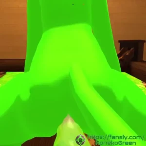 Hello hello who wants a little bit of femboy breeding ft reijinbeauty