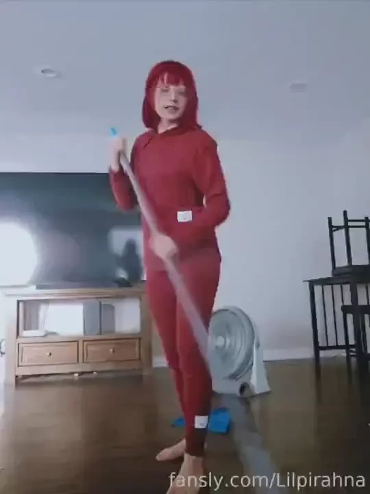 Im really trying to be a good girl and do all my chores every day like 
