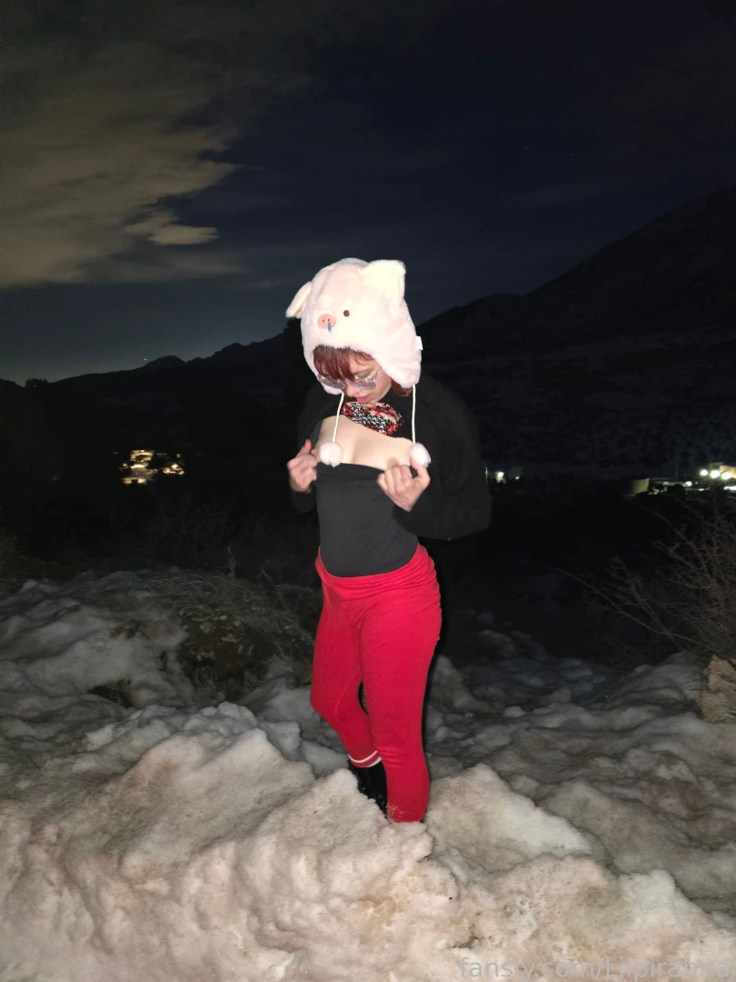 Boobies fyp egirl petite boobs teen tease smalltits skinny booty cute 