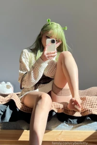 Fyp cosplay ass butt feet footfetish asian cute egirl part 1