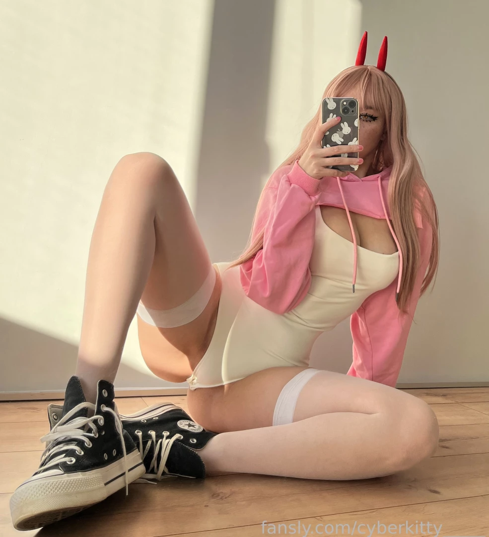 Yummm fyp cosplay asian butt ass legs power pinkhair stockings tights part 3 
