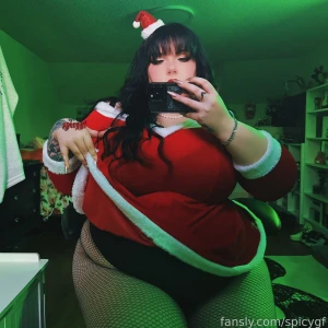 Thick mrs claus